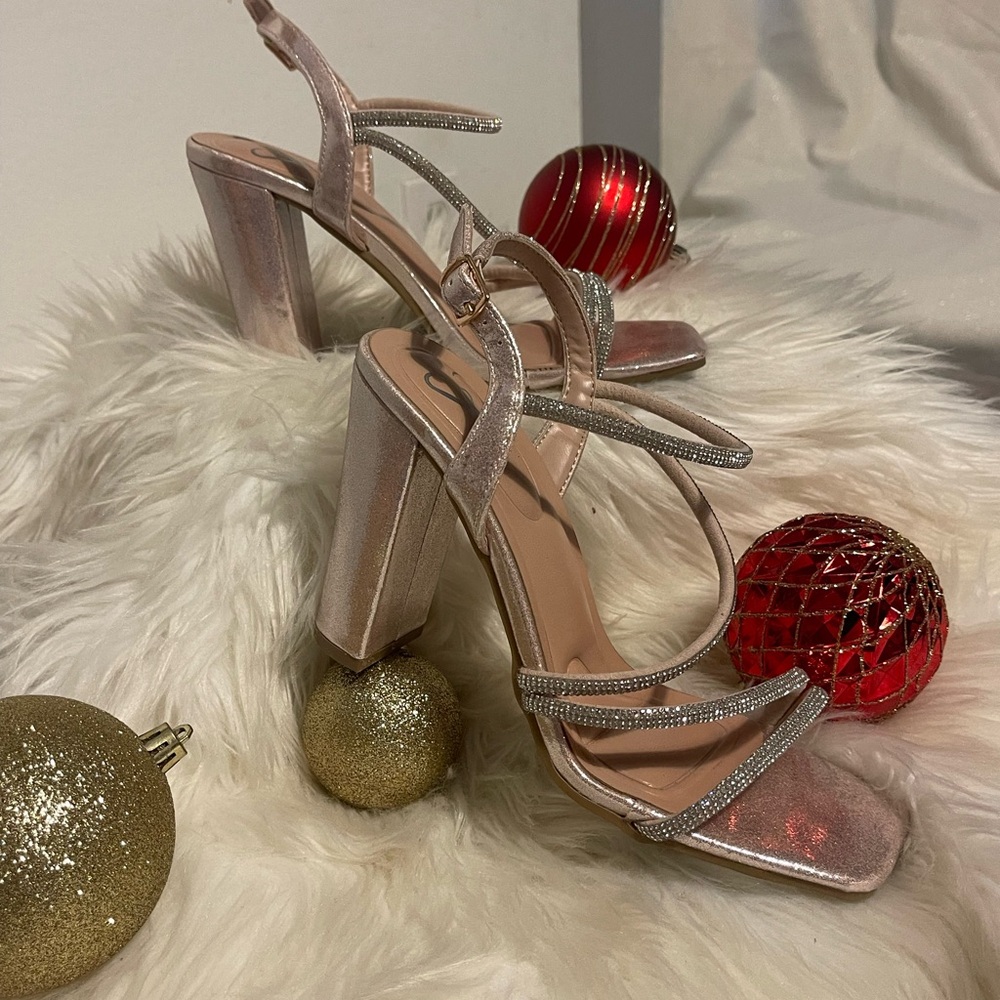 Windsor Shimmering Pink Strappy Heels